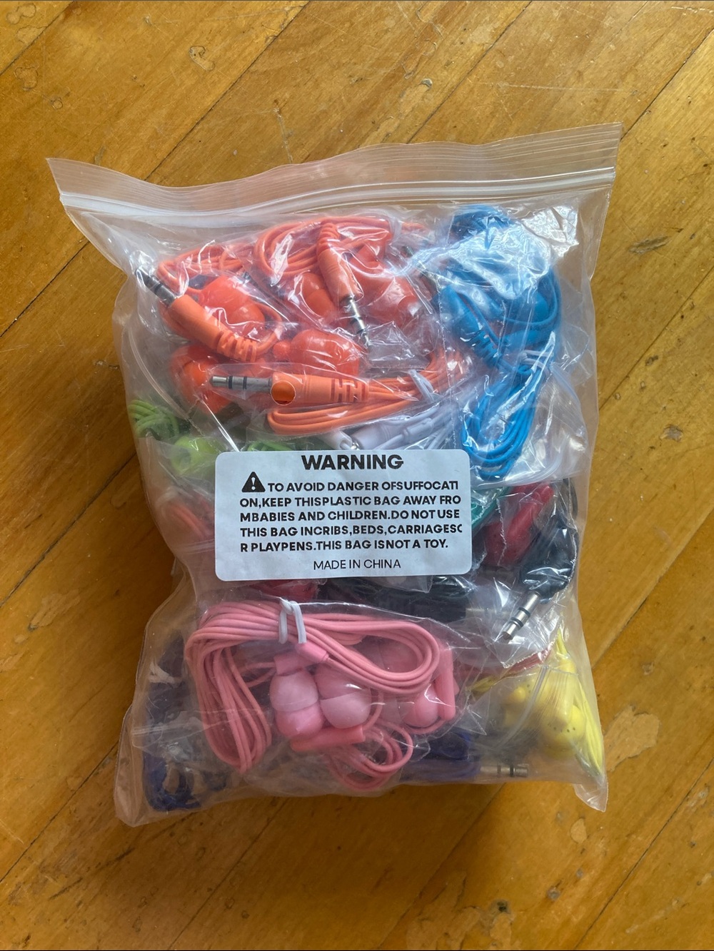 NEW Kids 30 pairs Assorted Color Wired Earbuds Pack